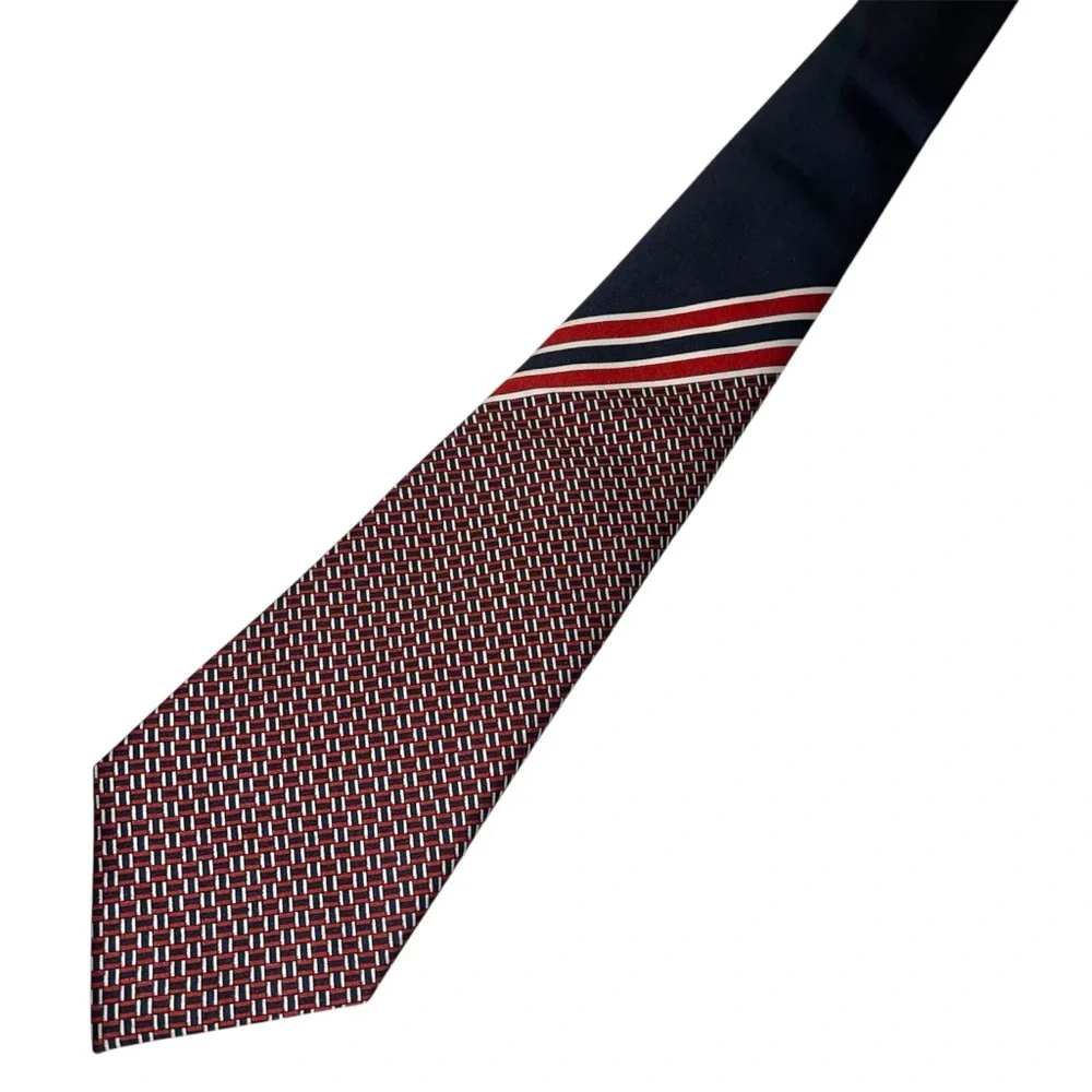 Elegant Navy Red & White Patterned Tie